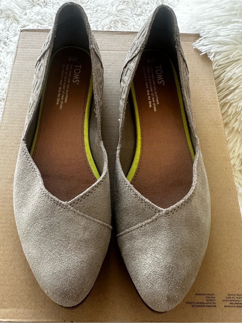 TOMS Jutti Women’s Pointed Toe Suede Slip On Flats Taupe Size: 9